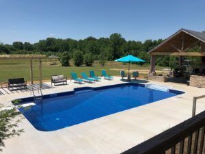 Why Choose Professional Pool Repair Services in Searcy, AR